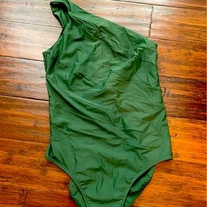 Summersalt Sidestroke one piece bathing suit size 12